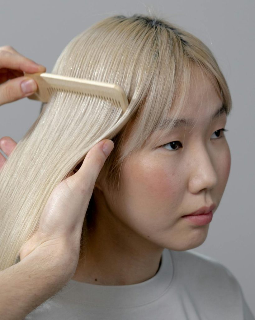 Discover How to Maintain Keratin Treated Hair in the Philippine Climate. Learn how to keep your hair healthy, smooth, and frizz-free despite humidity, sun exposure, and rain. Book your next keratin treatment at Elite Barbers and Salon!